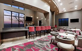 Hampton Inn & Suites Oakland Airport-Alameda